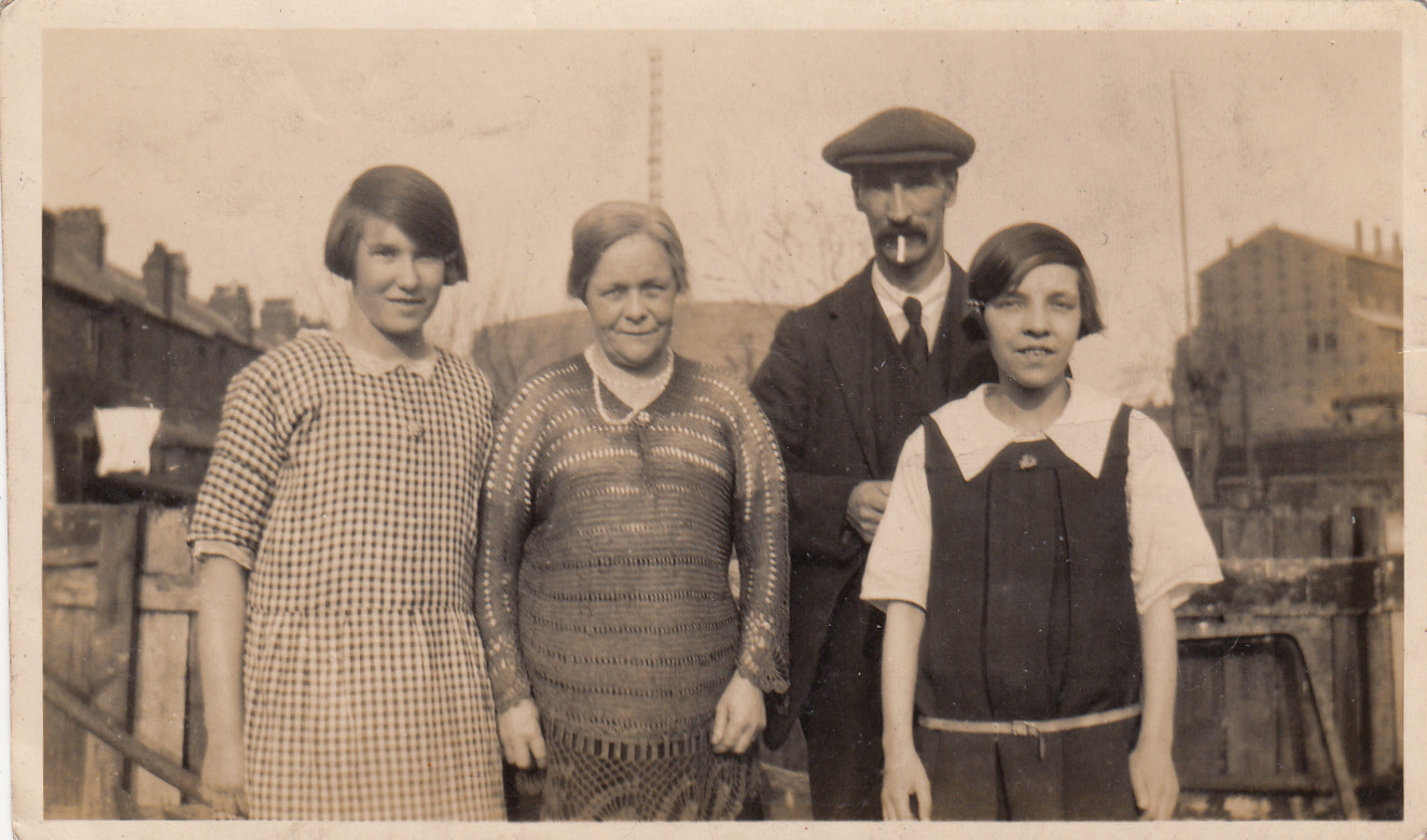 Vera, Jack, Edie and Winnie House